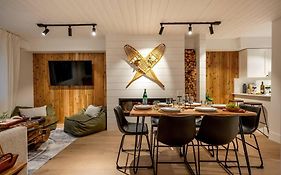 Powder & Pines Luxury Suite