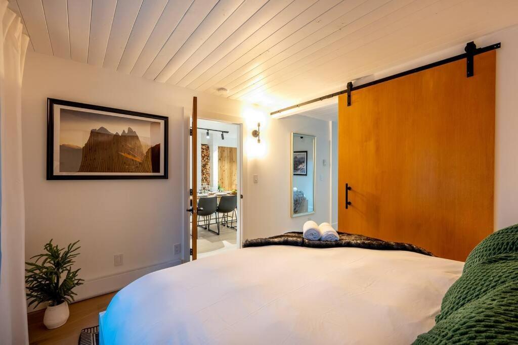 Powder & Pines Luxury Suite Whistler Exterior photo